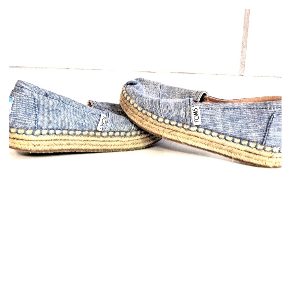 Girls Tom's slip-ons